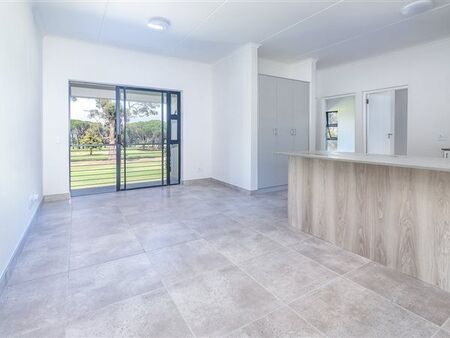 2 Bedroom Apartment in Somerset West Central