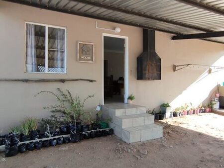 2 Bedroom House in Straussburg