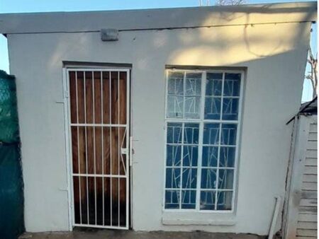 1 Bedroom Apartment in Kuruman