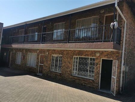 2 Bedroom Apartment in Sonheuwel
