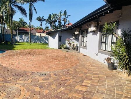 4 Bedroom House in Umhlanga Rocks