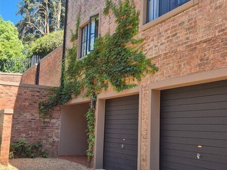 2 Bedroom Apartment in Kloof