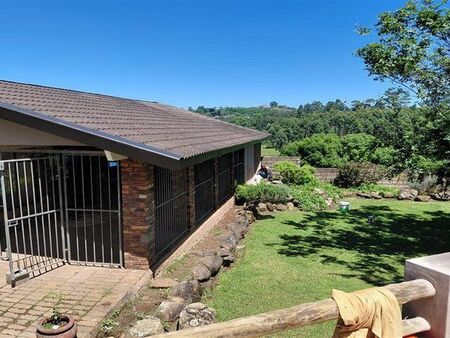 2 Bedroom Cluster in Bothas Hill