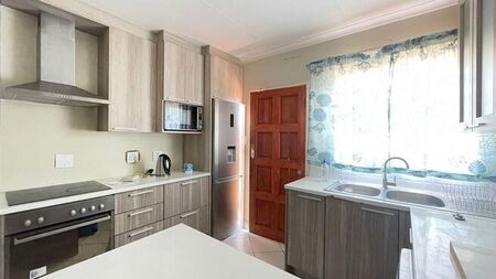 3 Bedroom house to rent in The Orchards, Akasia