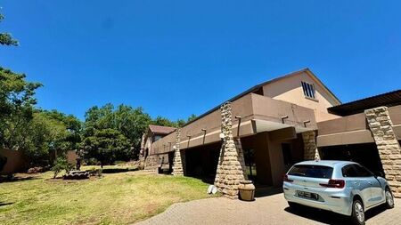 9 Bedroom house to rent in Trichardt, Secunda