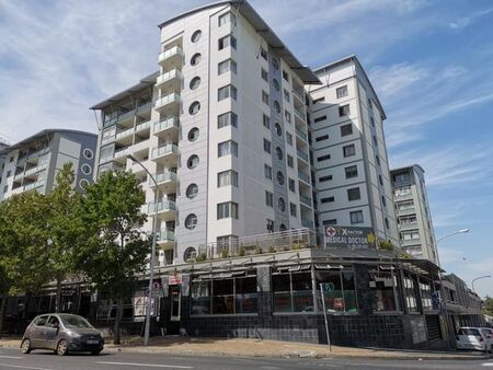 2 Bedroom apartment to rent in Claremont, Cape Town