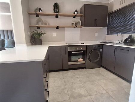 2 Bedroom Apartment in Sinoville