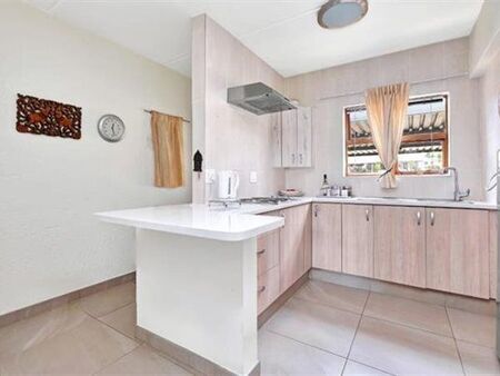 Studio Apartment in Morningside