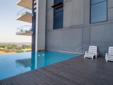 Studio Apartment in Illovo