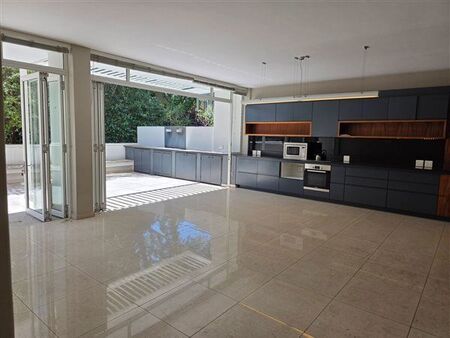 3 Bedroom Apartment in Craighall