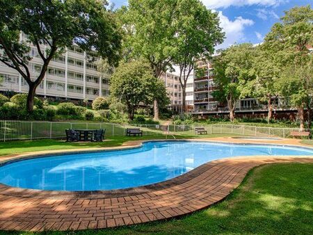 2 Bedroom Apartment in Melrose