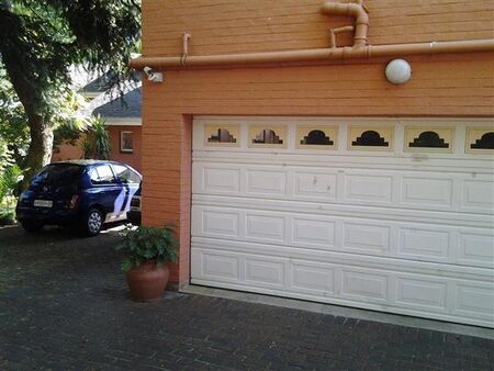 2 Bedroom House in Forest Town