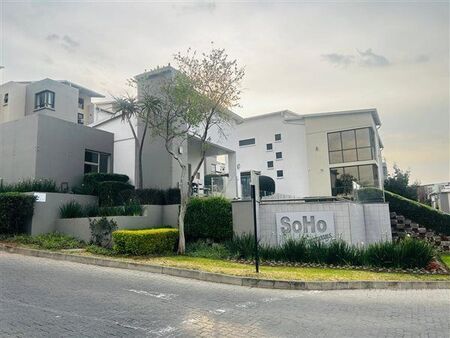 2 Bedroom Apartment in Fourways