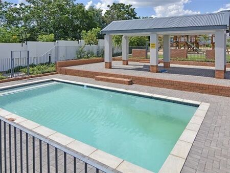 2 Bedroom Apartment in Fourways