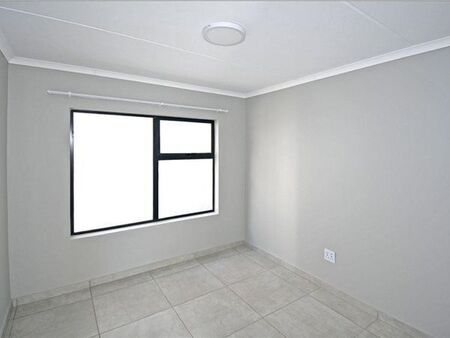 2 Bedroom House in Glen Marais