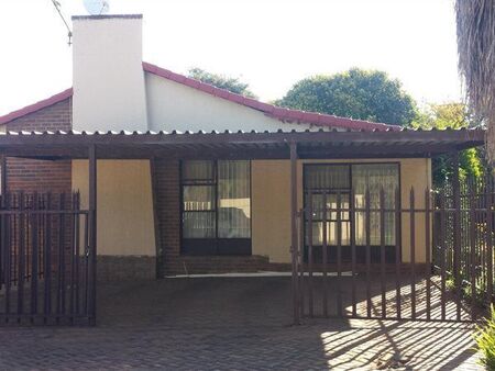 3 Bedroom House in Marlands