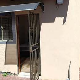 1 Bedroom Apartment in Dinwiddie