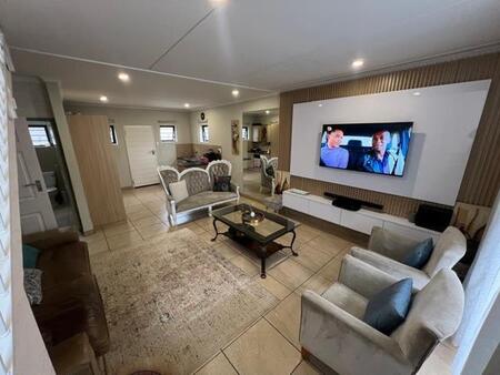 4 Bedroom House in Albertsdal