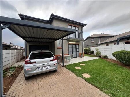 4 Bedroom House in Albertsdal