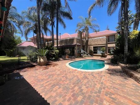 4 Bedroom House in Farrarmere