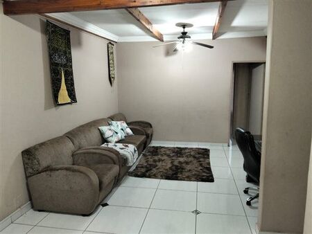 2 Bedroom Apartment in Erasmia