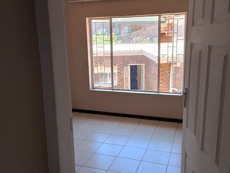 3 Bedroom Apartment in Laudium