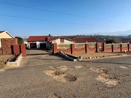 4 Bedroom House in Phuthaditjhaba