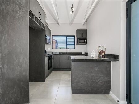 3 Bedroom House in Fairview