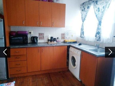 3 Bedroom Townhouse in Newton Park