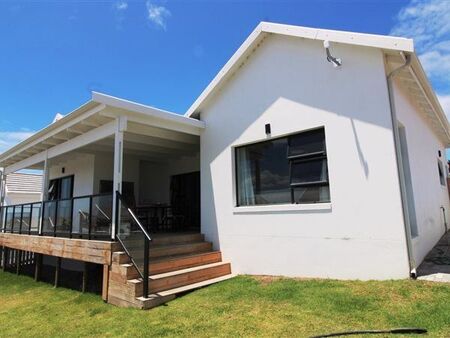 3 Bedroom House in St Francis Bay