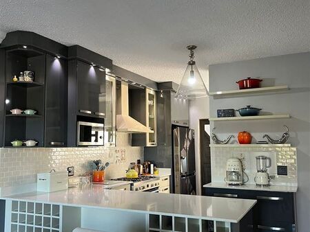 3 Bedroom Duplex in Blue Bend