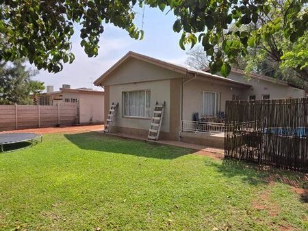 3 Bedroom House in Oosterville