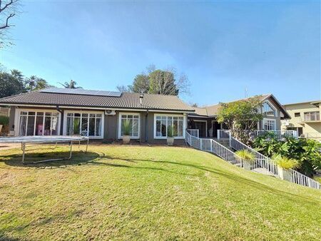 4 Bedroom House in Signal Hill