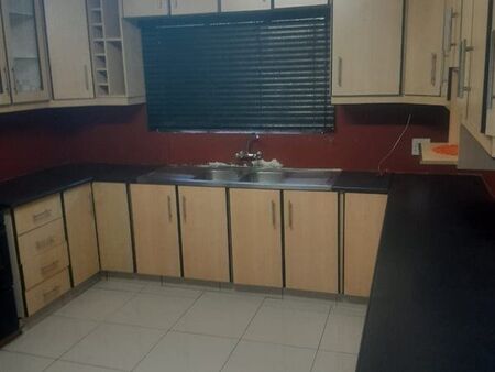 Bachelor apartment in Malvern