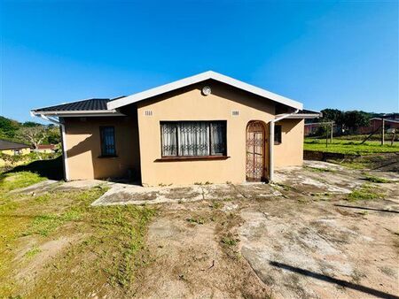 3 Bedroom House in Umlazi