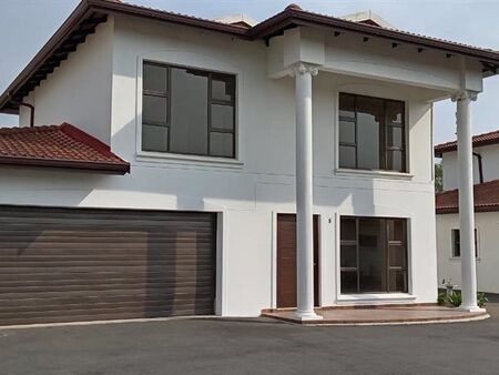 3 Bedroom Duplex in Bellair