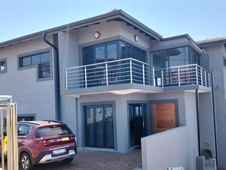 3 Bedroom House in Glenashley