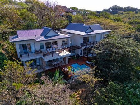 4 Bedroom House in Simbithi Estate