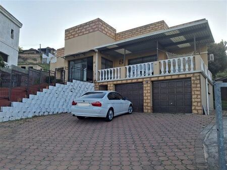 2.5 Bedroom House in La Mercy