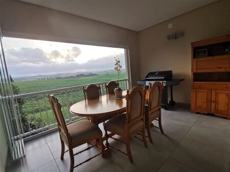 3 Bedroom Apartment in Manor Estates