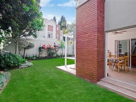 3 Bedroom Townhouse in Eagle Canyon Golf Estate