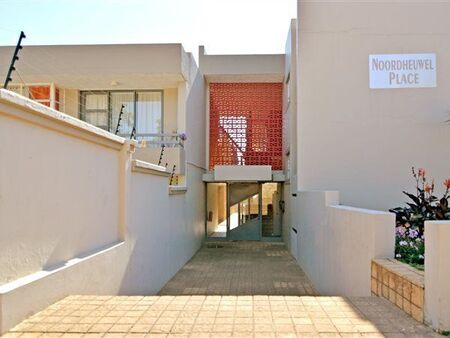 2 Bedroom Apartment in Noordheuwel