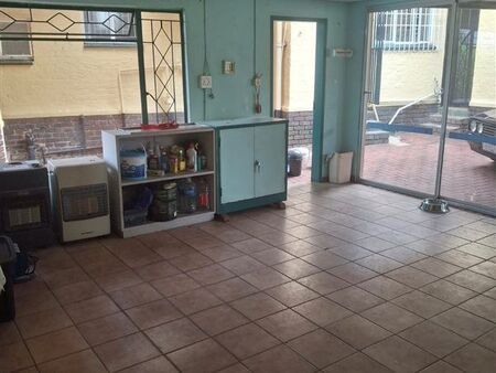 Studio apartment in Weltevreden Park