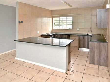 3 Bedroom Apartment in Noordheuwel