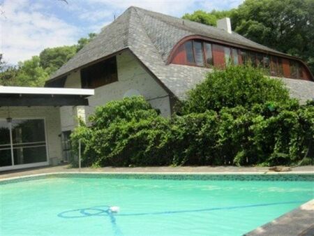 4 Bedroom House in Muckleneuk