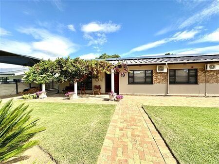 3 Bedroom House in Malmesbury