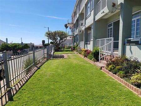 3 Bedroom Apartment in Mossel Bay Central