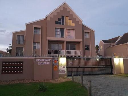 2 Bedroom Apartment in Bloubergstrand