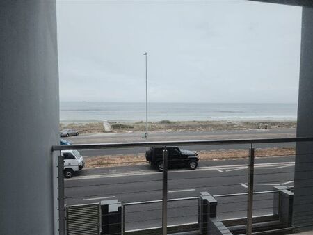 2 Bedroom Apartment in Table View