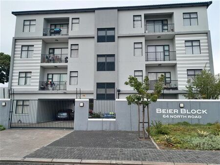 2 Bedroom Apartment in Table View